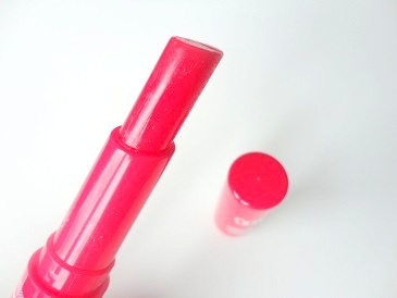 Essence tinted lipbalm