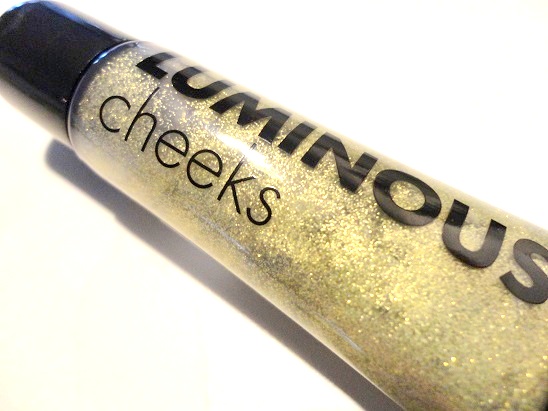 Hema luminous cheeks glitter make up