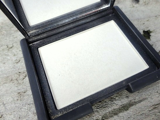 make up tips NARS highlighter 1