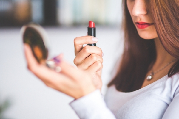 Wat doet make-up? Lipstick