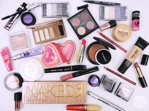 Wat als je maar 1 make-up product zou mogen gebruiken? Wat zou je kiezen?